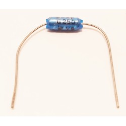 Condensateur 820f 250volts