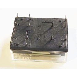 Relais omcron 4RT 5 volts
