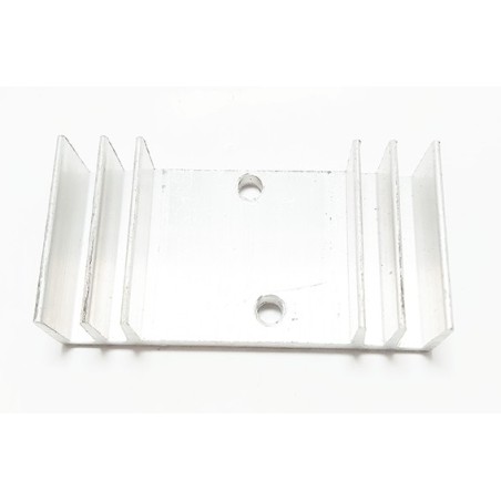 Dissipateur pour transistors divers