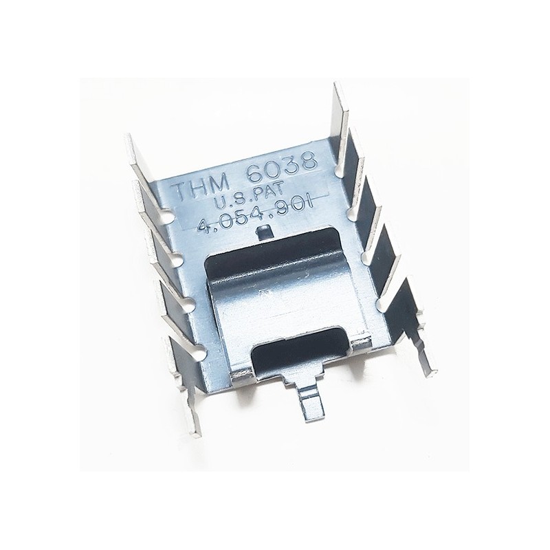 Dissipateur pour transistors T0 220