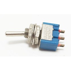 Interrupteur/inverseur à levier