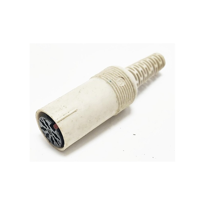 Fiche din 7 broches femelle