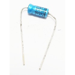 Condensateur valeur 3.3mf tension 163volts