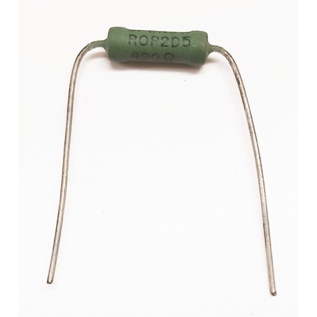 Résistance de puissance 820 ohms 3/5 watts