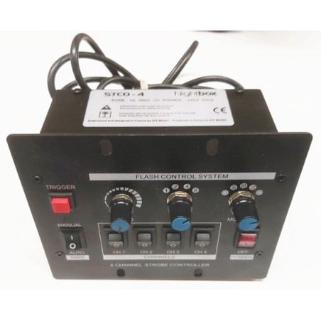 Controleur pour 4 stroboscopes