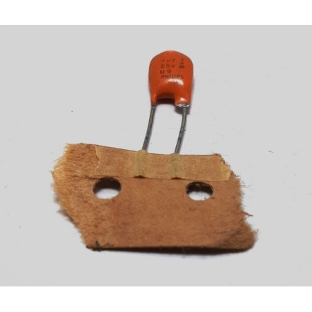 4.7mf 25 volts tantal