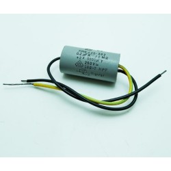 Condensateur anti parasite 0.2mf + 2x5000pf 250volts